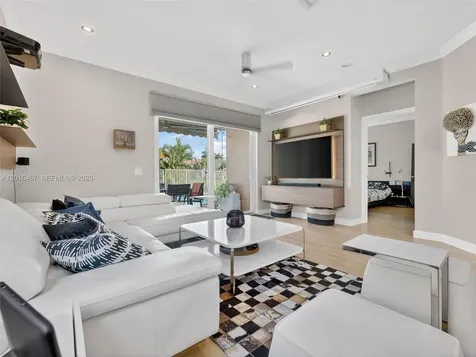 250 Conservation Drive Weston FL 33327