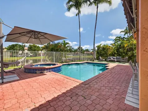 250 Conservation Drive Weston FL 33327
