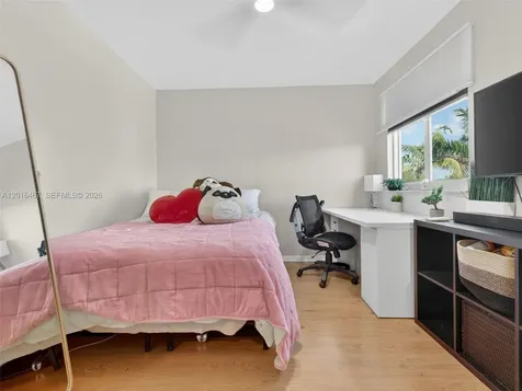 250 Conservation Drive Weston FL 33327