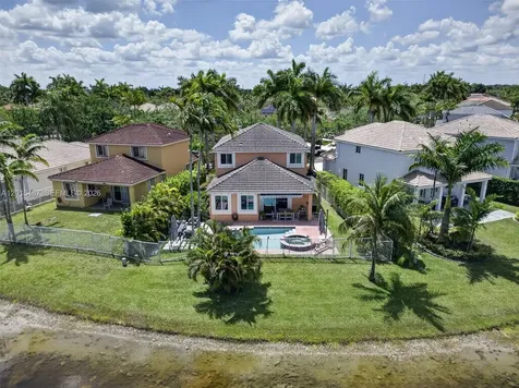 250 Conservation Drive Weston FL 33327