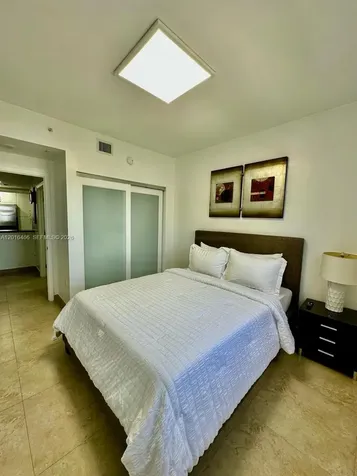 185 SE 14th Terrace Miami FL 33131