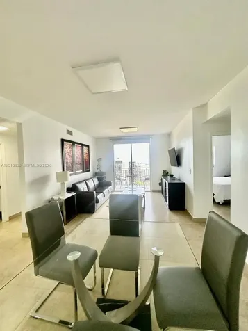 185 SE 14th Terrace Miami FL 33131