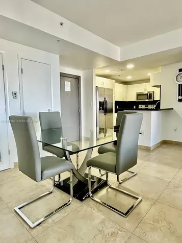 185 SE 14th Terrace Miami FL 33131