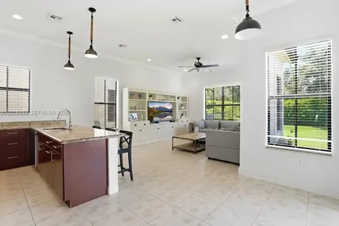 3296 NW 83rd Way Cooper City FL 33024