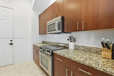 3296 NW 83rd Way Cooper City FL 33024