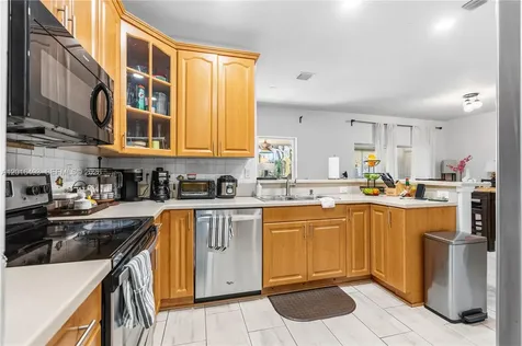 1844 SW 102nd Way Miramar FL 33025