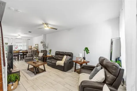 1844 SW 102nd Way Miramar FL 33025
