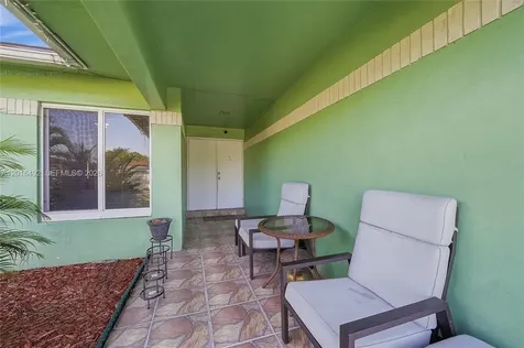 8271 NW 68th Terrace Tamarac FL 33321
