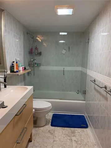 555 NE 15th Street Miami FL 33132