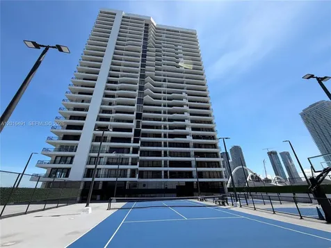 555 NE 15th Street Miami FL 33132
