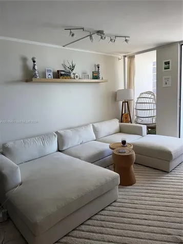 555 NE 15th Street Miami FL 33132