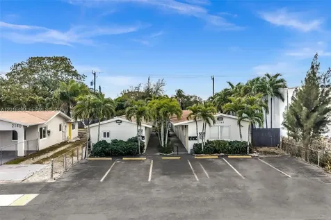 2140 NW 29th Street Oakland Park FL 33311