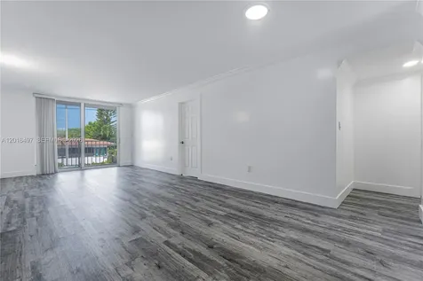 8340 Harding Avenue Miami Beach FL 33141