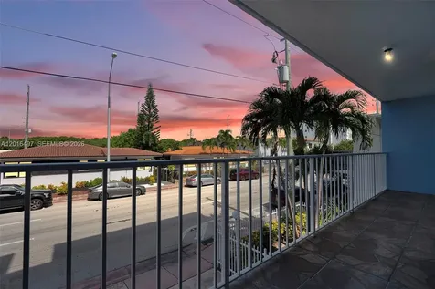 8340 Harding Avenue Miami Beach FL 33141