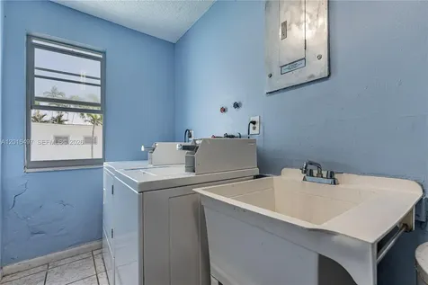 8340 Harding Avenue Miami Beach FL 33141