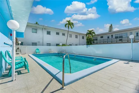 8340 Harding Avenue Miami Beach FL 33141