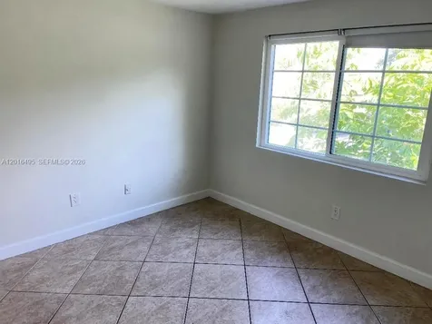 14551 SW 142nd Court Circle Miami FL 33186