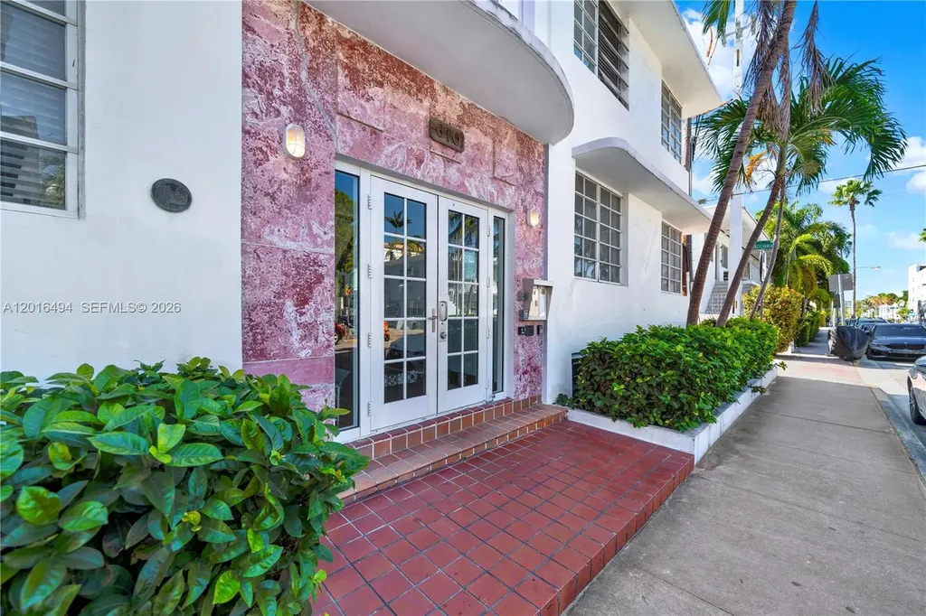 610 8th Street Miami Beach FL 33139