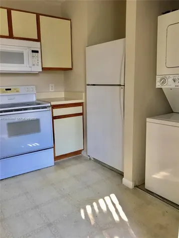 3473 NW 44th Street Oakland Park FL 33309