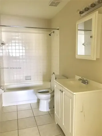 3473 NW 44th Street Oakland Park FL 33309