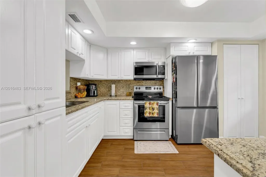 1101 Colony Point Circle Pembroke Pines FL 33026