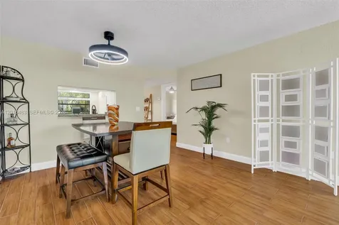 1101 Colony Point Circle Pembroke Pines FL 33026
