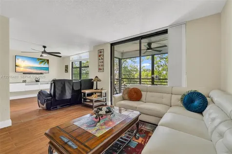 1101 Colony Point Circle Pembroke Pines FL 33026