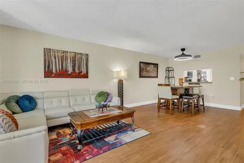 1101 Colony Point Circle Pembroke Pines FL 33026