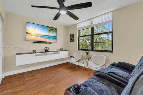 1101 Colony Point Circle Pembroke Pines FL 33026