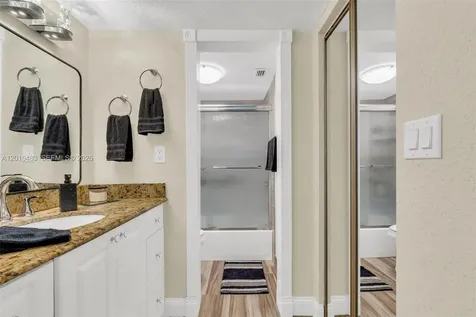 1101 Colony Point Circle Pembroke Pines FL 33026