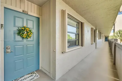 1101 Colony Point Circle Pembroke Pines FL 33026