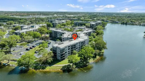 1101 Colony Point Circle Pembroke Pines FL 33026