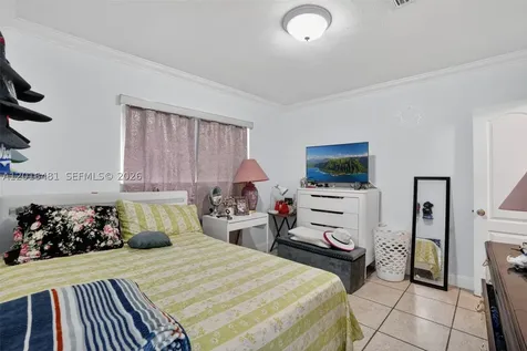 2451 NW 11th Street Miami FL 33125