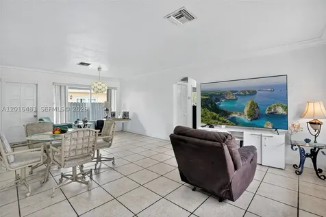 2451 NW 11th Street Miami FL 33125