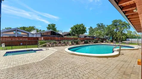 1717 NW 73rd Avenue Plantation FL 33313