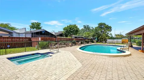 1717 NW 73rd Avenue Plantation FL 33313