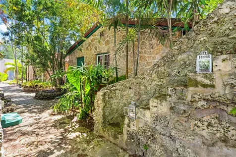 1301 Milan Avenue Coral Gables FL 33134