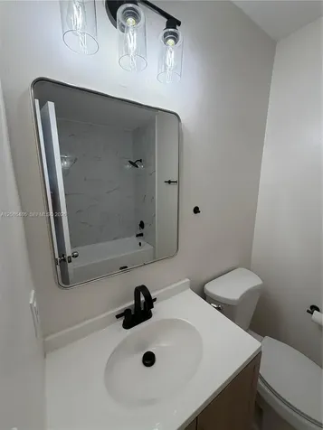 6640 W 24th Court Hialeah FL 33016