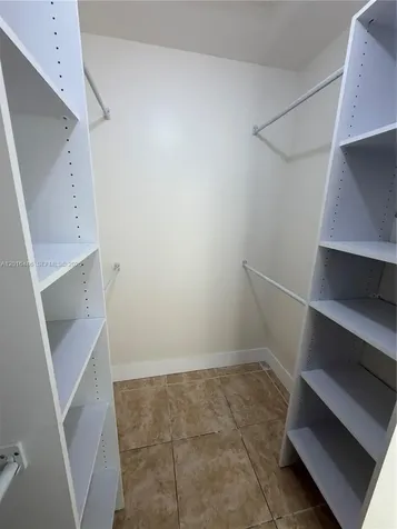 6640 W 24th Court Hialeah FL 33016