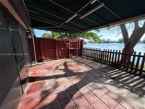 6640 W 24th Court Hialeah FL 33016