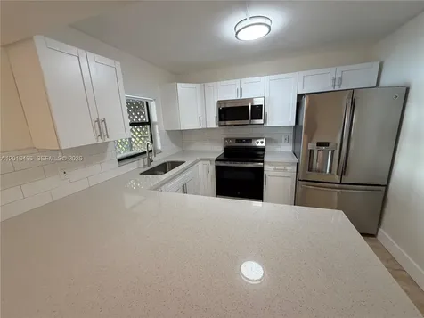 6640 W 24th Court Hialeah FL 33016