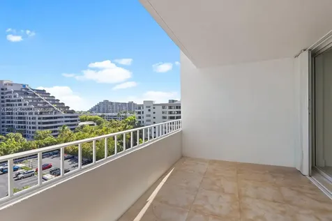 199 Ocean Lane Drive Key Biscayne FL 33149