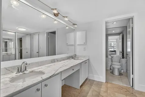 199 Ocean Lane Drive Key Biscayne FL 33149