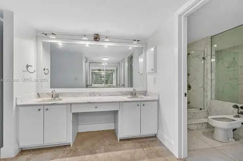 199 Ocean Lane Drive Key Biscayne FL 33149