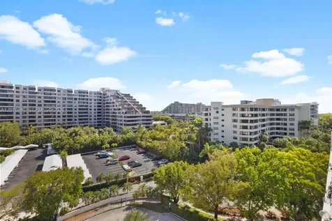 199 Ocean Lane Drive Key Biscayne FL 33149