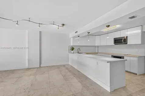 199 Ocean Lane Drive Key Biscayne FL 33149
