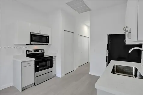 1567 NW 1st Street Miami FL 33125