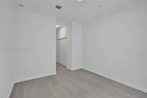 1567 NW 1st Street Miami FL 33125