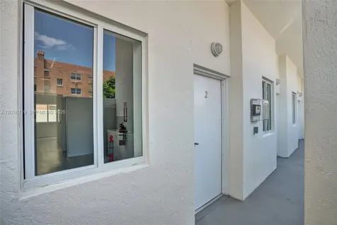 1567 NW 1st Street Miami FL 33125
