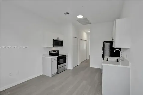 1567 NW 1st Street Miami FL 33125